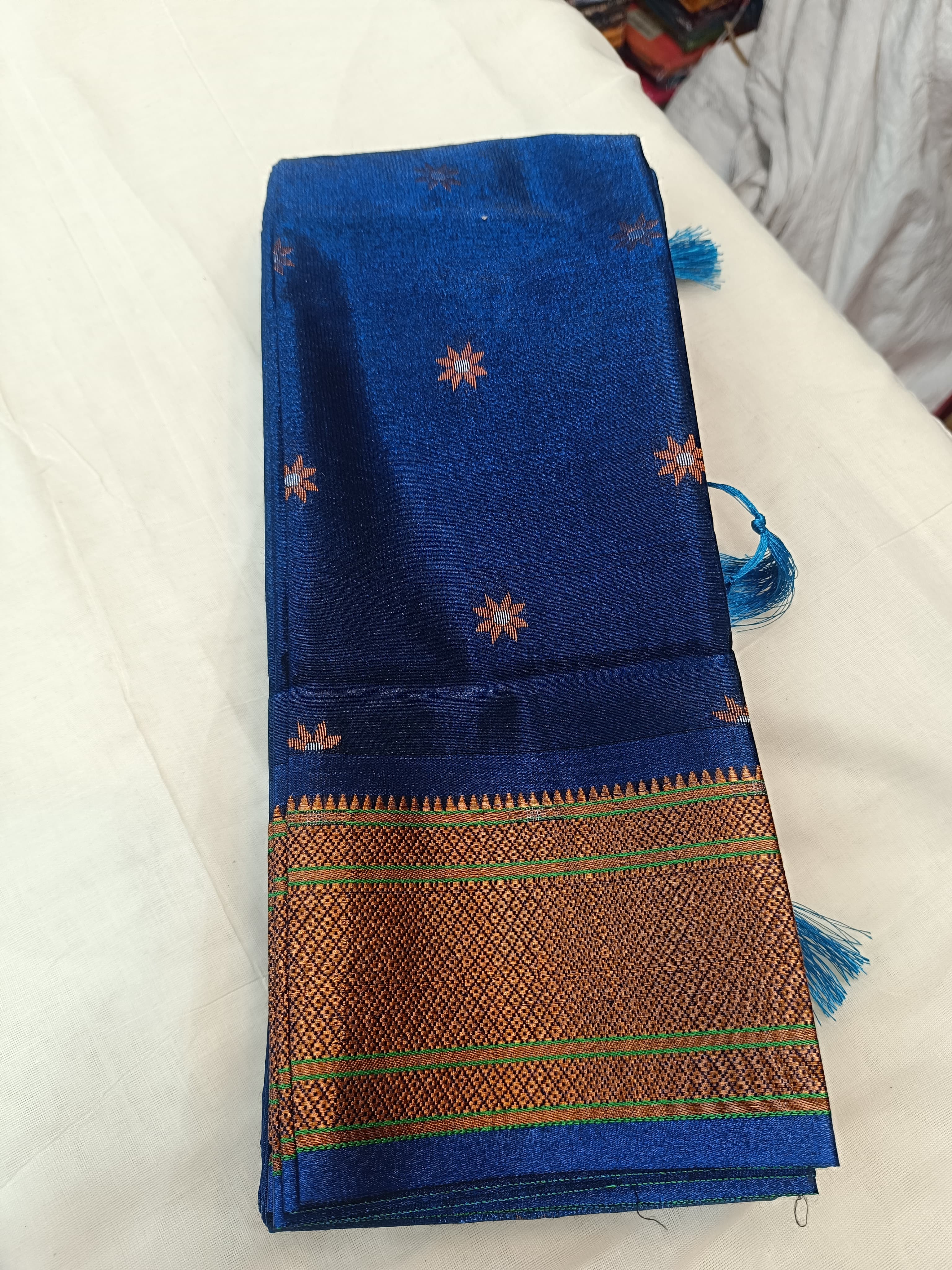 Kalanjali Paithani A106